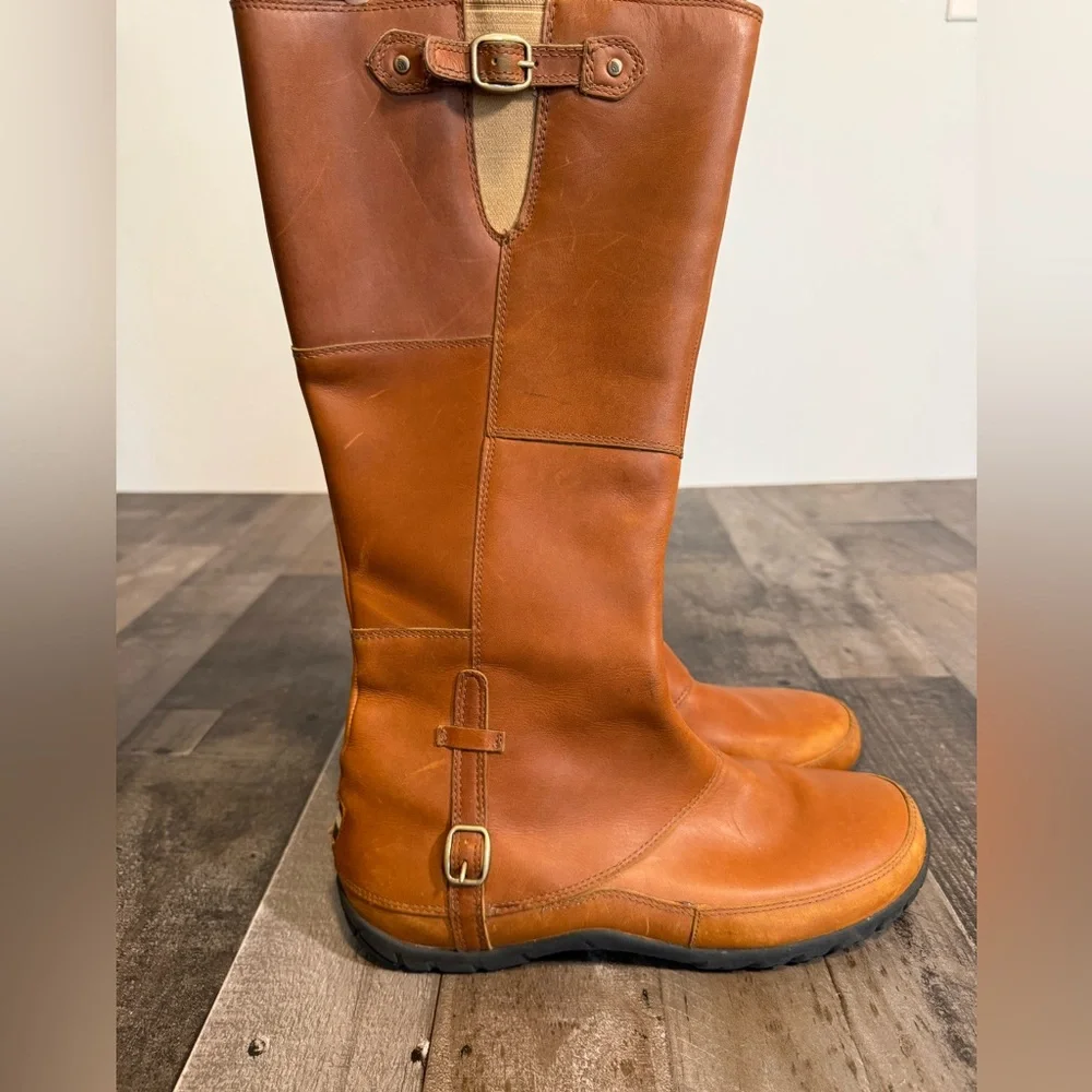 The North Face Waterproof Tall‎ Leather Riding Boots Lug Sole Buckle Zip Women 9